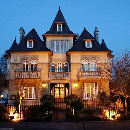 Le Castel Guesthouse Bayeux Zewnętrze zdjęcie