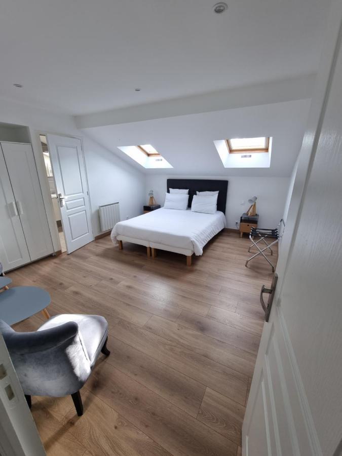 Le Castel Guesthouse Bayeux Zewnętrze zdjęcie