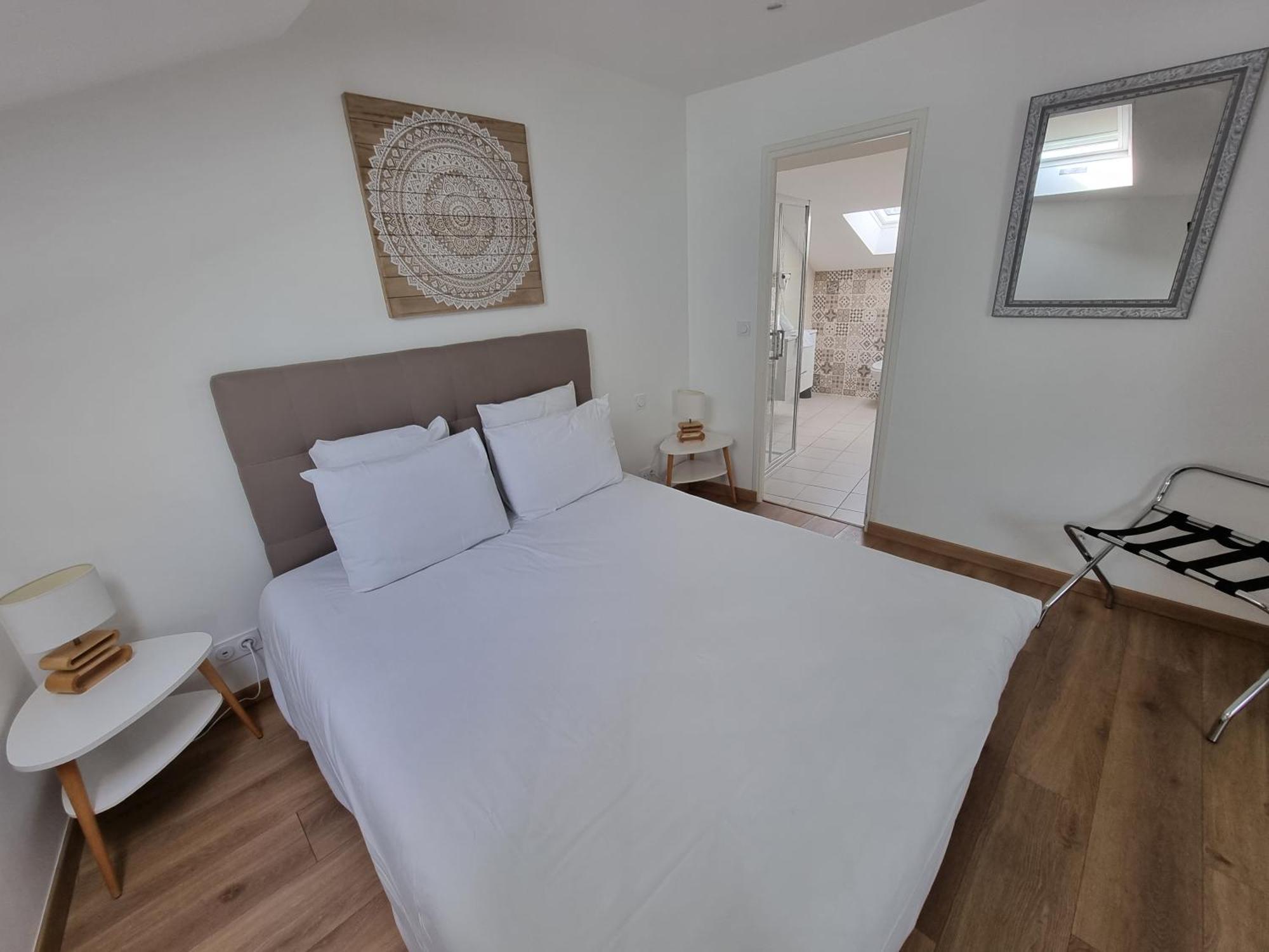 Le Castel Guesthouse Bayeux Zewnętrze zdjęcie