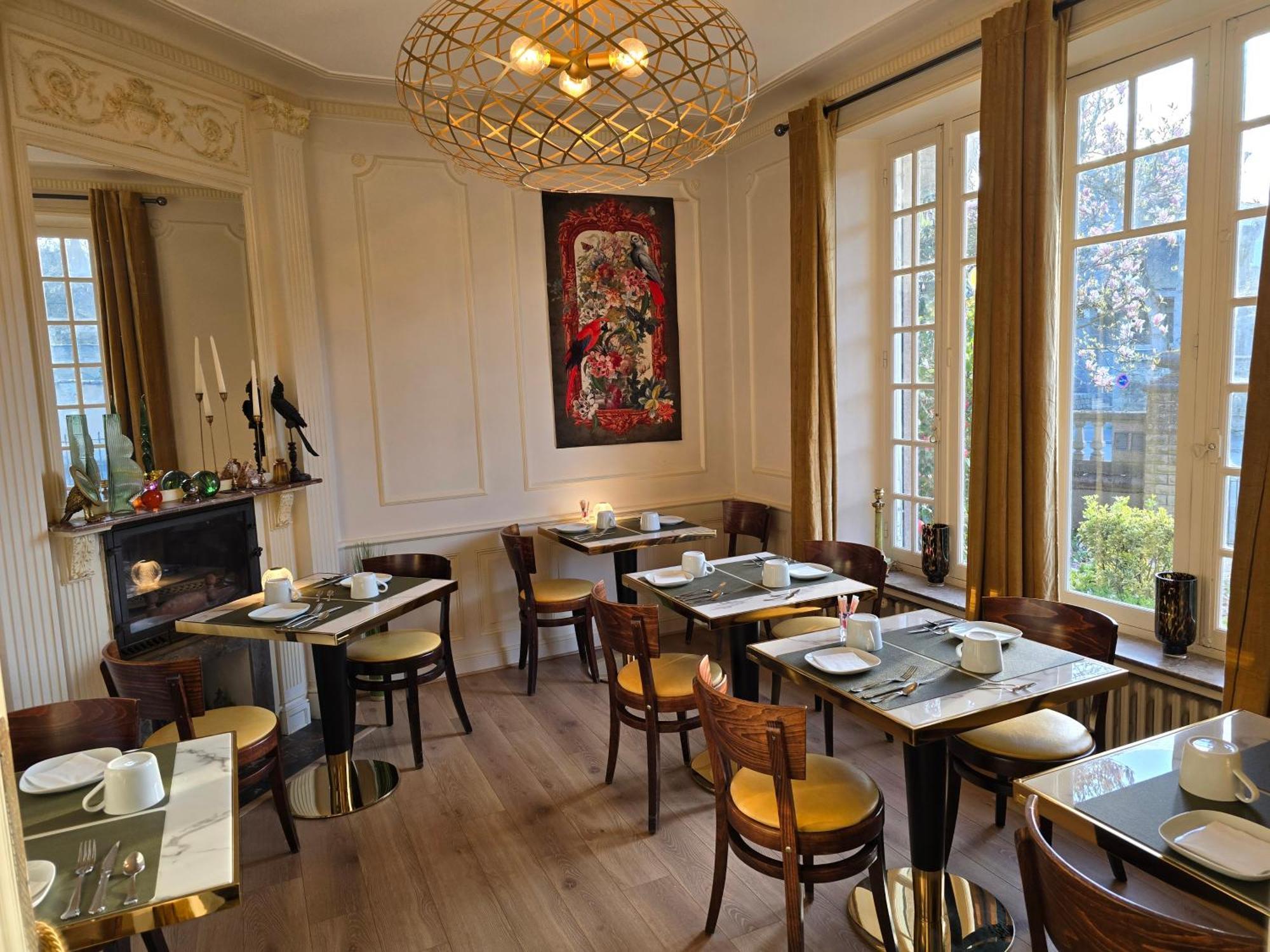 Le Castel Guesthouse Bayeux Zewnętrze zdjęcie