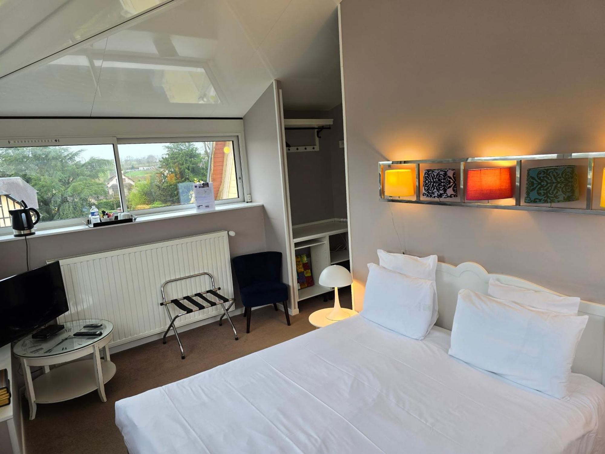 Le Castel Guesthouse Bayeux Pokój zdjęcie