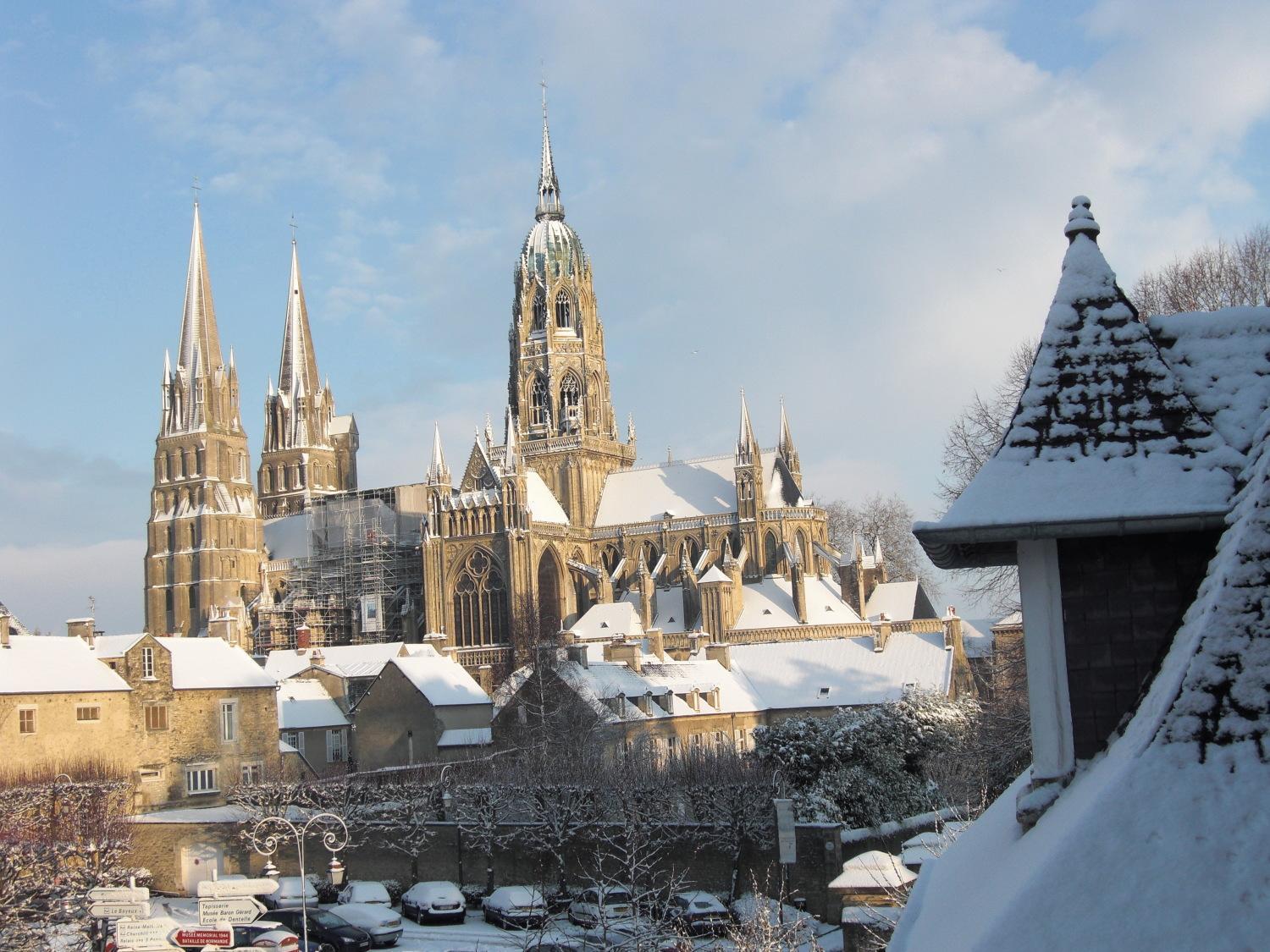 Le Castel Guesthouse Bayeux Zewnętrze zdjęcie