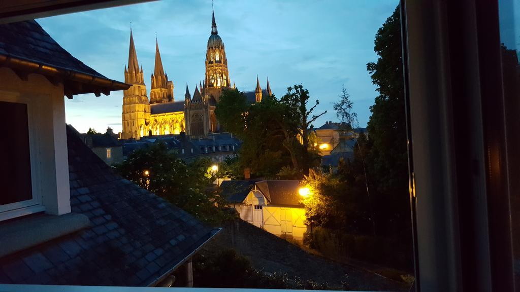 Le Castel Guesthouse Bayeux Zewnętrze zdjęcie